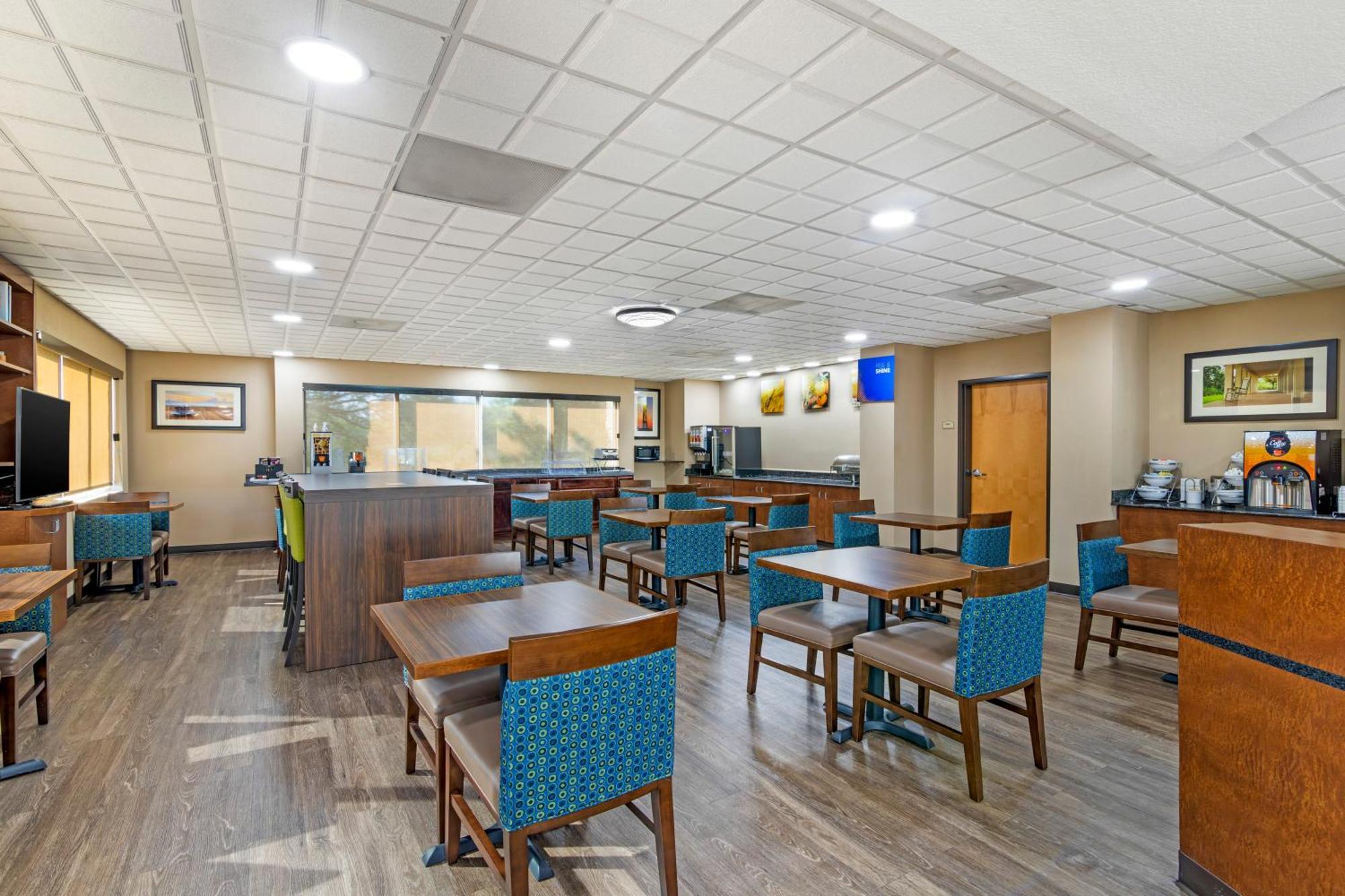 Comfort Suites Brunswick Luaran gambar