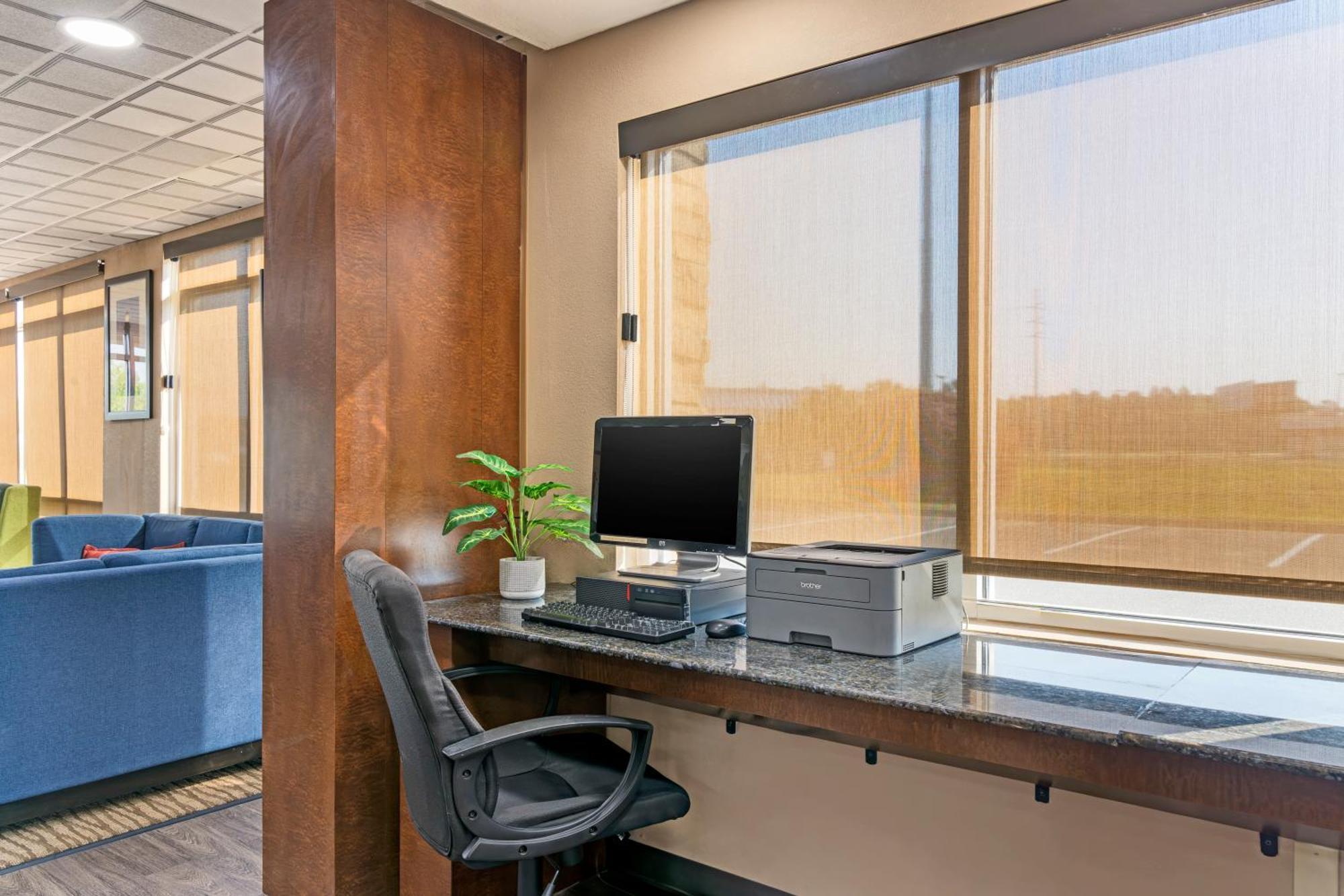 Comfort Suites Brunswick Luaran gambar